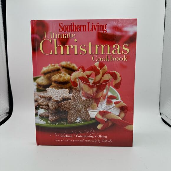 Southern Living Ultimate Christmas Cookbook 2010 - Picture 1 of 8
